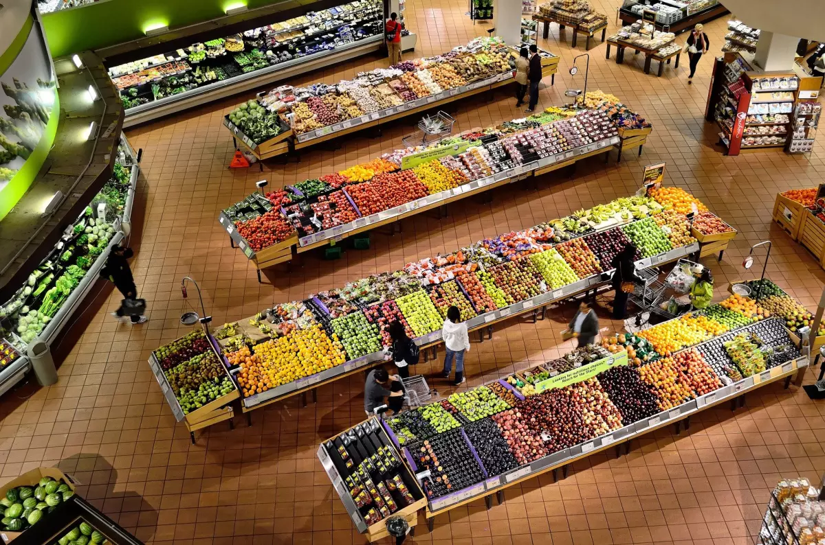 Partido Vegano - Supermercado con productos de origen vegetal - Comer animales no es un derecho
